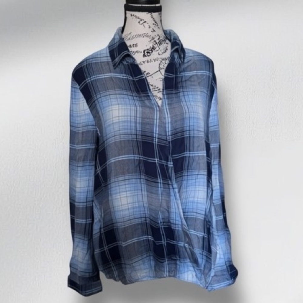 Beachlunchlounge Long Sleeve Blue Plaid Blouse